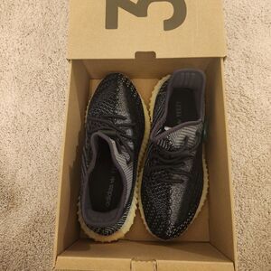 Yeezy boost 350 v2